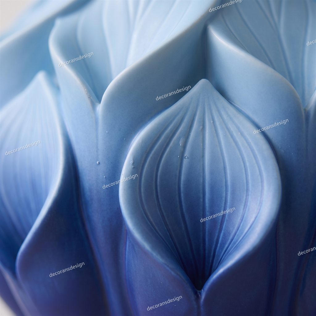 Navy Lotus Crown Vase, close-up detail
